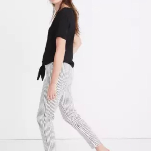 Madewell Novel Tie-Front Top in Black- Size Small- NWT - Picture 3 of 10